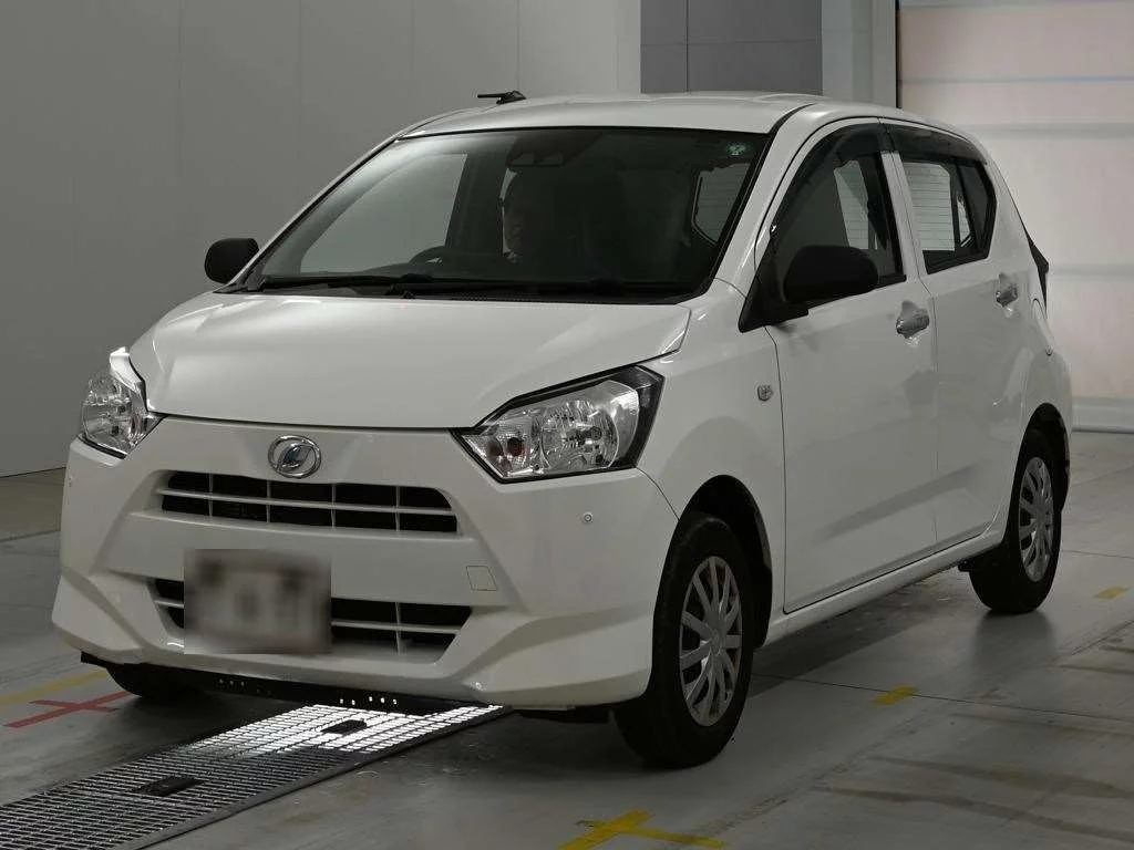 Daihatsu Mira e:S LA350S 2021